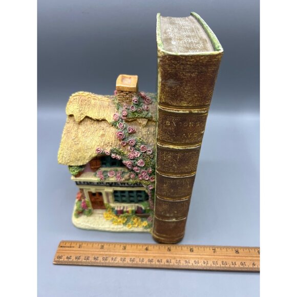 Lilliput Lane Foxton Folk Bookworm Cottage Bookend Kay Baker 1995 Floral Design - Picture 7 of 12